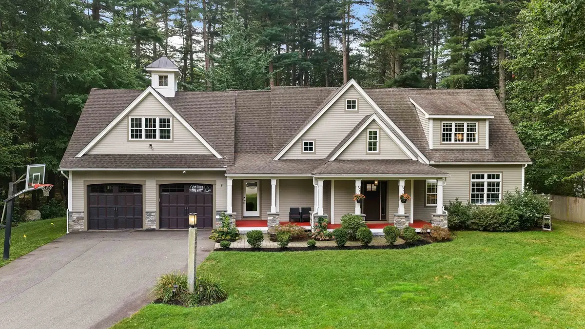 9 Old Farm Circle, Wayland, MA 01778 - #1
