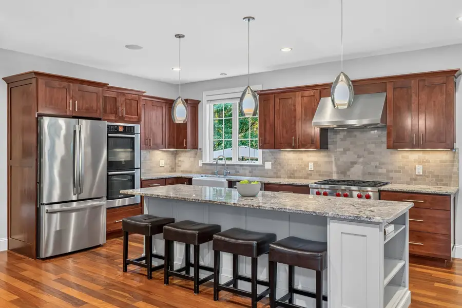 9 Old Farm Circle, Wayland, MA 01778 - #3