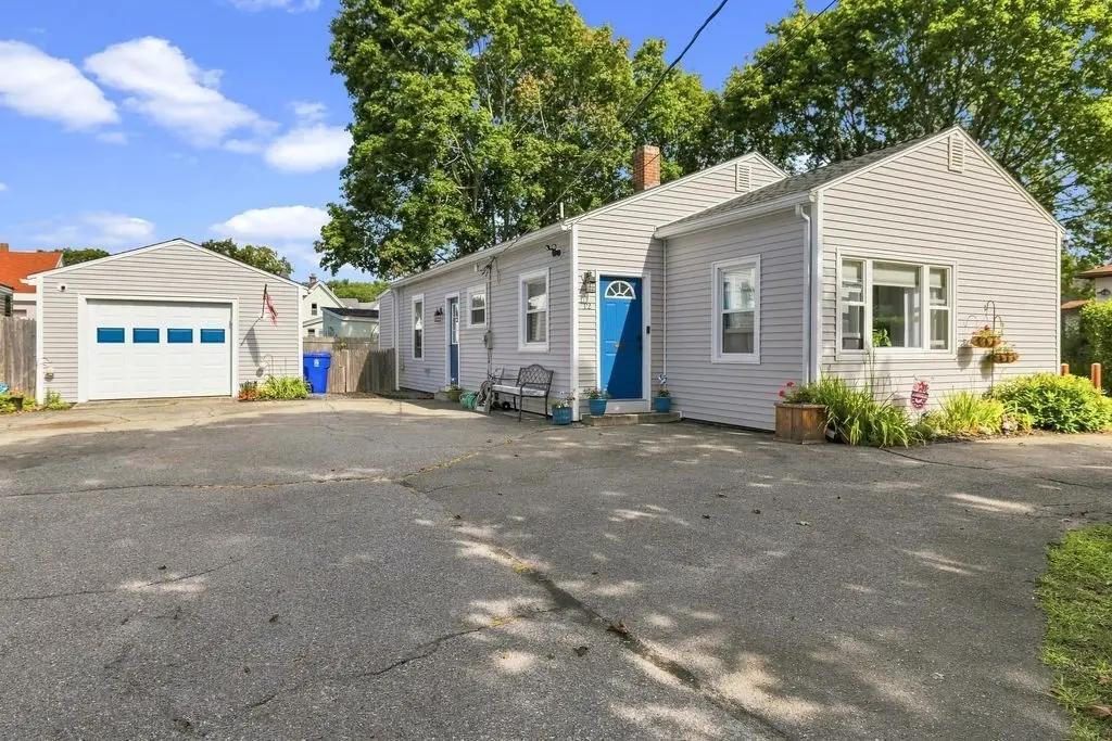 12 Waverly St, Taunton, MA 02780 - #1