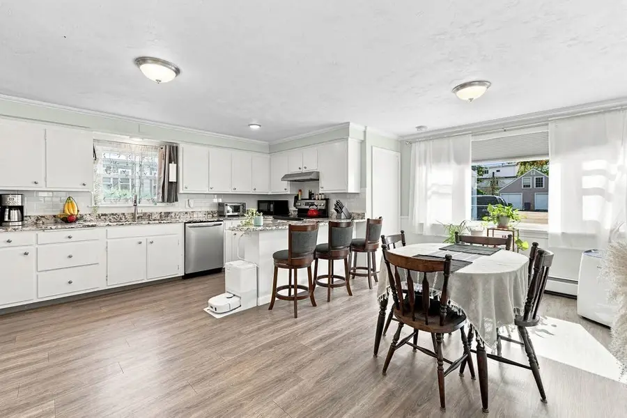 12 Waverly St, Taunton, MA 02780 - #2