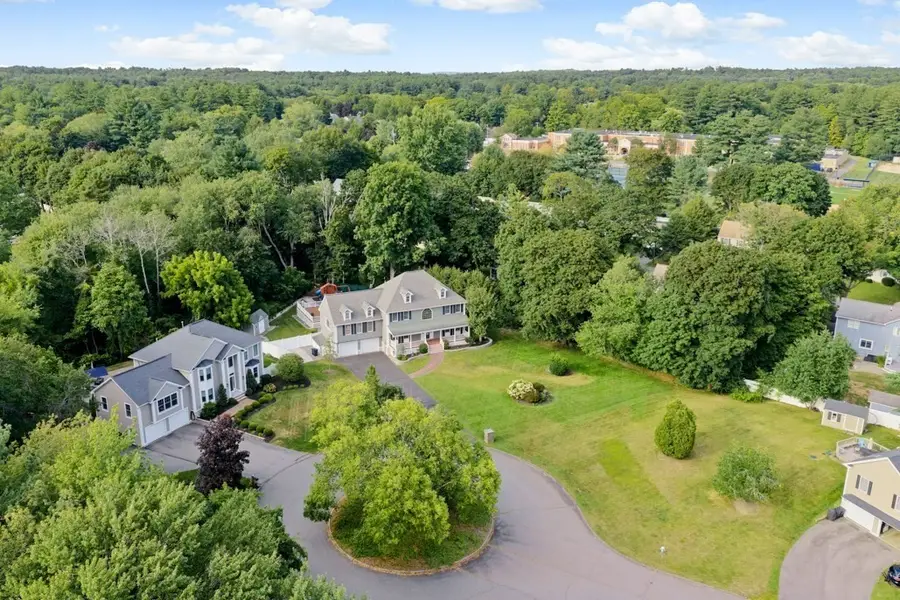 5 Green Meadow Dr, Lynnfield, MA 01940 - #2
