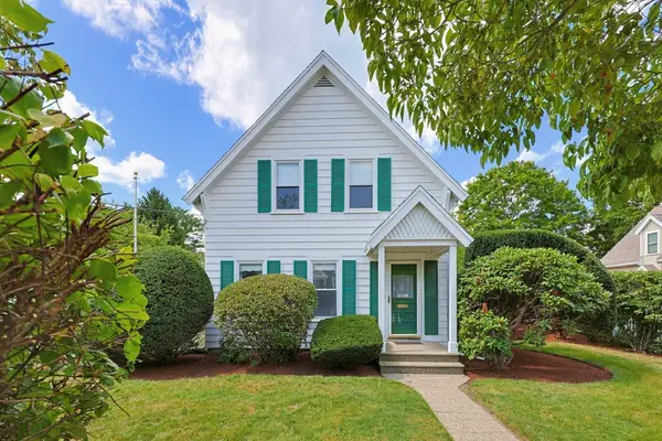 22 Hodges St, Mansfield, MA 02048