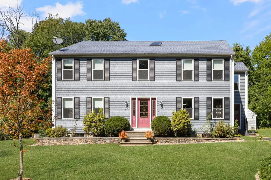 7 Eagle Rock Dr, Millville, MA 01529 - #2