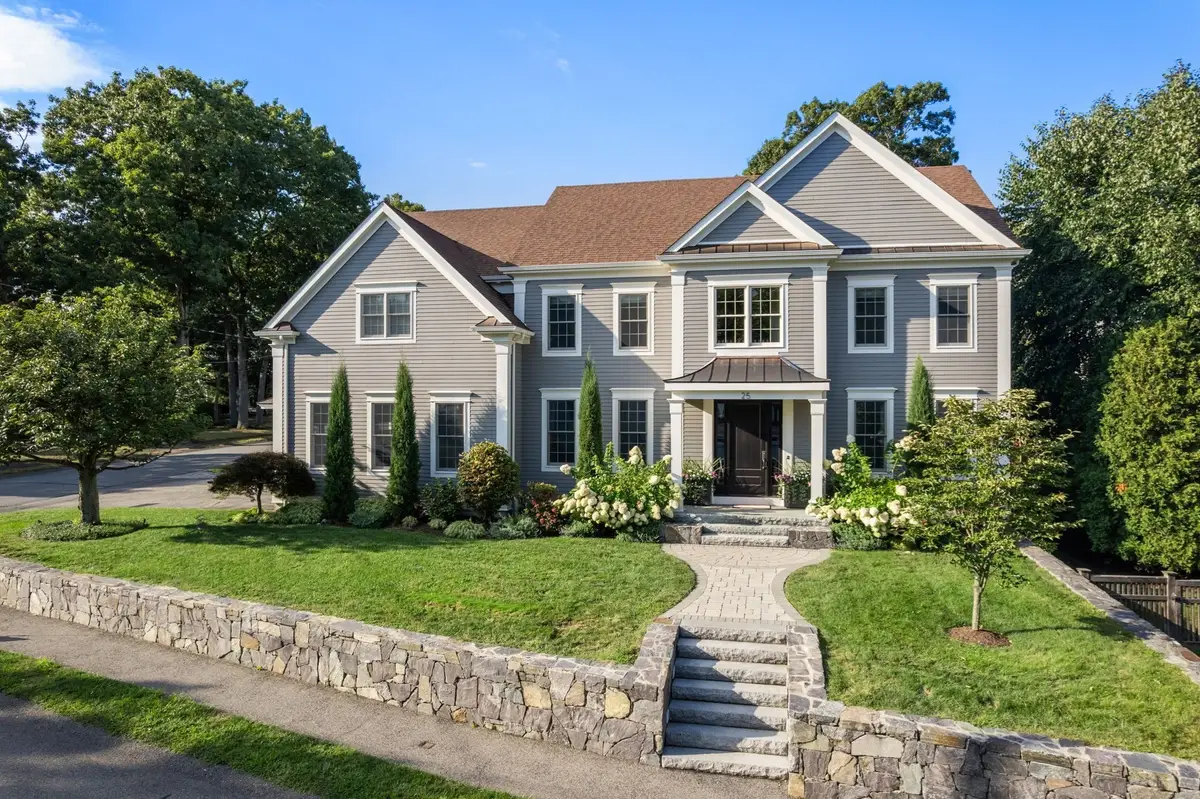 25 Arch St, Needham, MA 02492 - #1