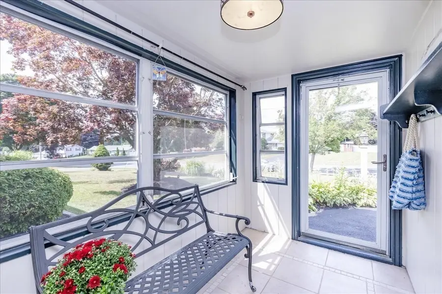 9 Algonquin Road, Danvers, MA 01923 - #3