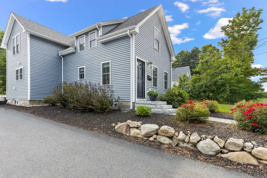 52 Lincoln Street, North Easton, MA 02356 - #3