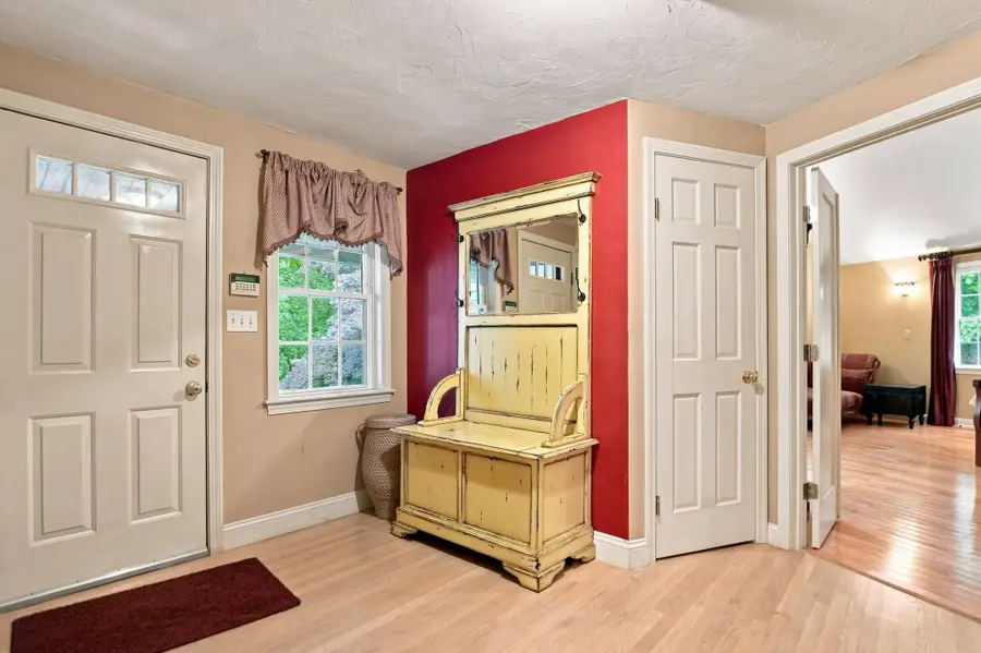975 Hanover St, Hanover, MA 02339 - #3