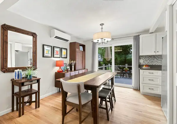 79 Pomeroy Ter #79, Northampton, MA 01060