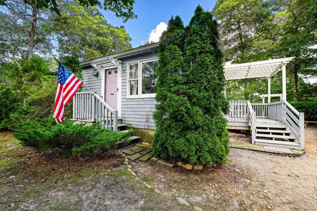 27 Crooked Meadow, Falmouth, MA 02536 - #1