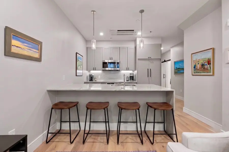 471 Hanover St #2, Boston, MA 02113 - #3