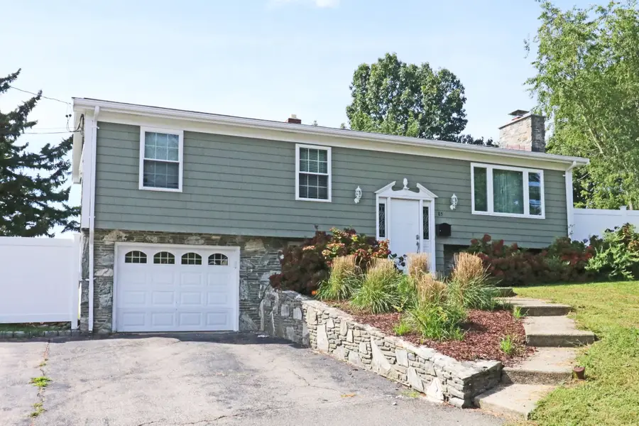 85 Forsyth Ave, Somerset, MA 02726 - #3