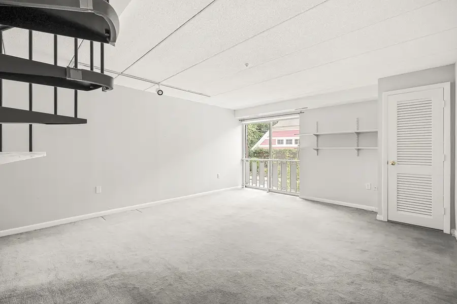 17 Healey St #201, Cambridge, MA 02138 - #2
