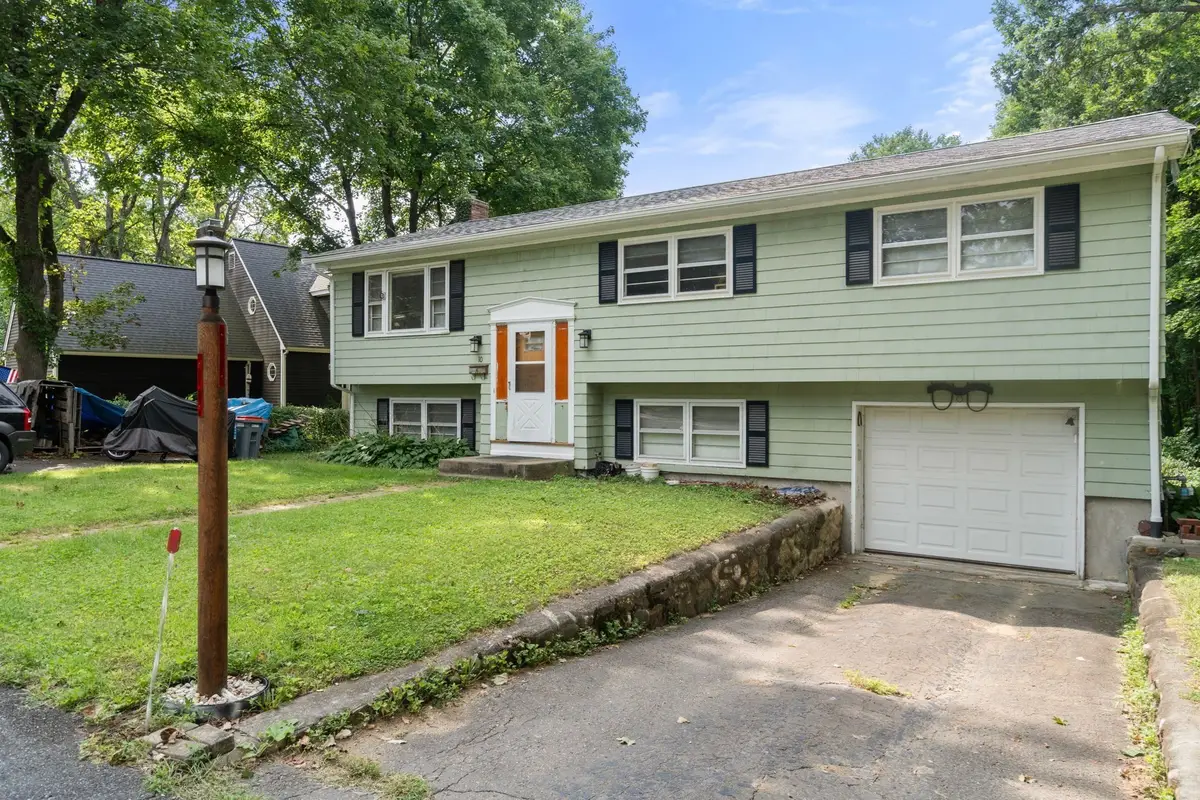 10 Everett St, Maynard, MA 01754 - #1