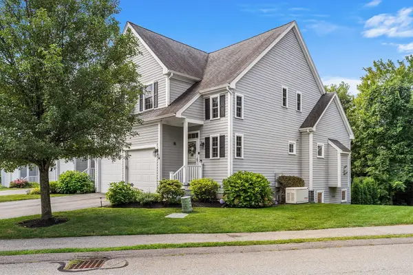 16 Country Candle Ln #16, Northborough, MA 01532