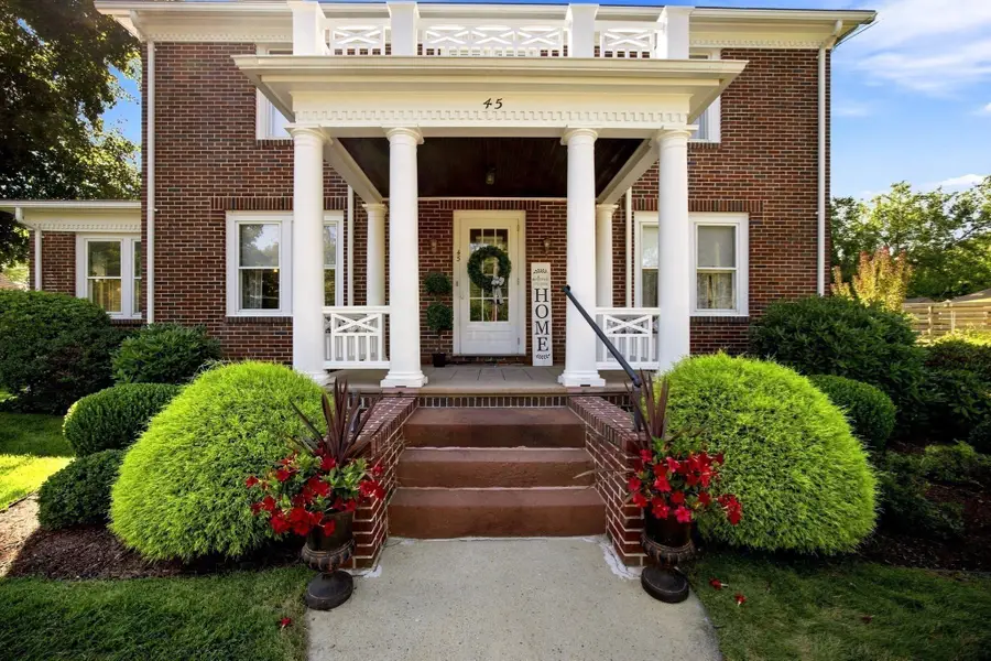 45 Ohio Ave, West Springfield, MA 01089 - #2
