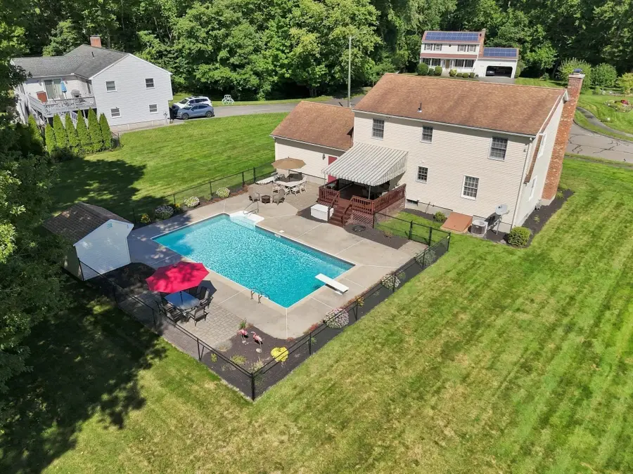 89 Zachary Ln, Agawam, MA 01001 - #3