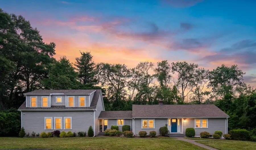 109 Country Ln, Westwood, MA 02090 - #2