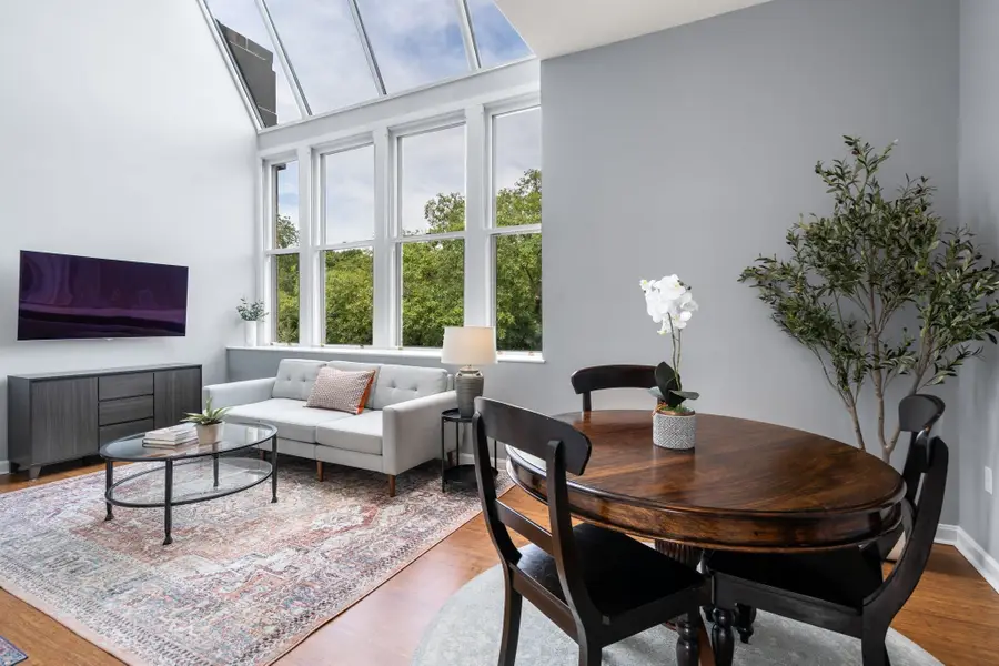 60 E Glen Road #303, Brookline, MA 02445 - #2