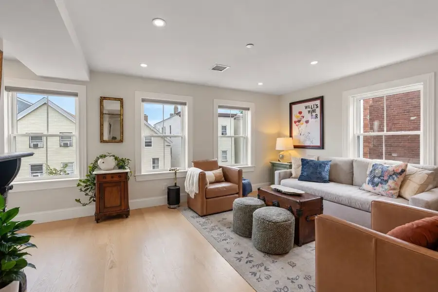 226 Havre Street #3, Boston, MA 02128 - #2