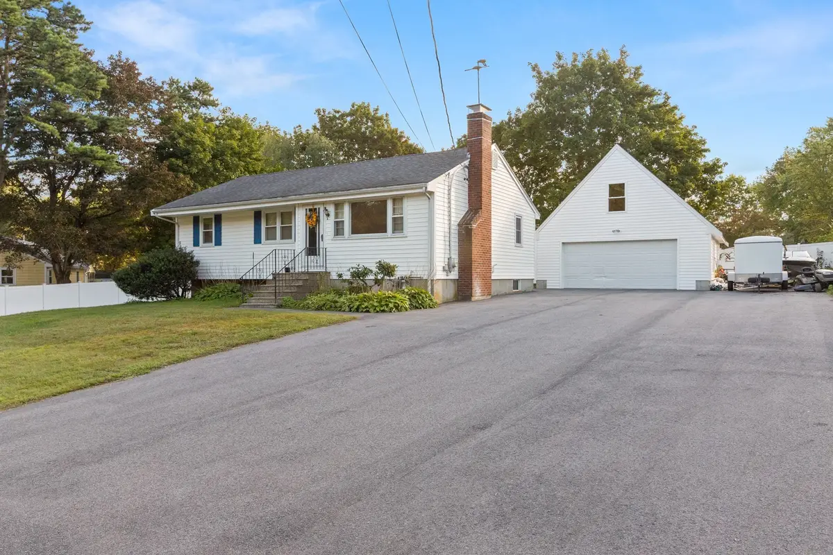 10 Clark Rd, Groveland, MA 01834 - #1