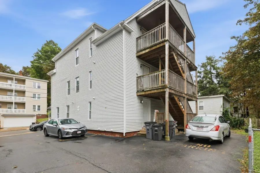 27 Regan St, Gardner, MA 01440 - #2