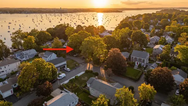 24-26 Knight Ave, Marblehead, MA 01945