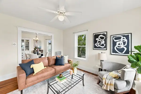11 Lloyd Rd #11, Watertown, MA 02472