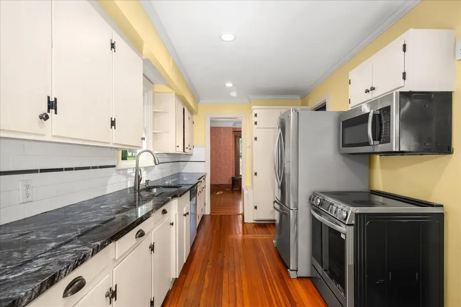 1140 Northampton St, Holyoke, MA 01040 - #2