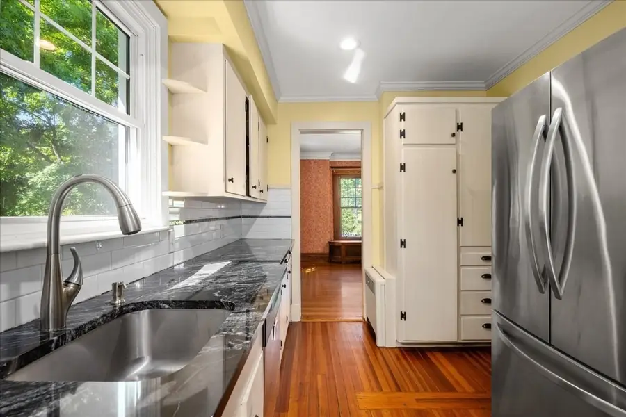 1140 Northampton St, Holyoke, MA 01040 - #3