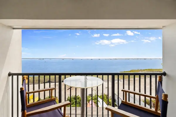 501 Commercial St #2C, Provincetown, MA 02657