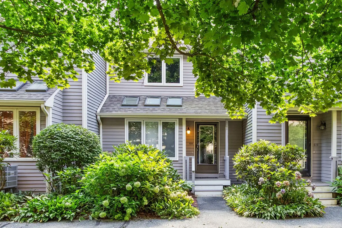 608 Maple Brook Rd #608, Bellingham, MA 02019 - #1
