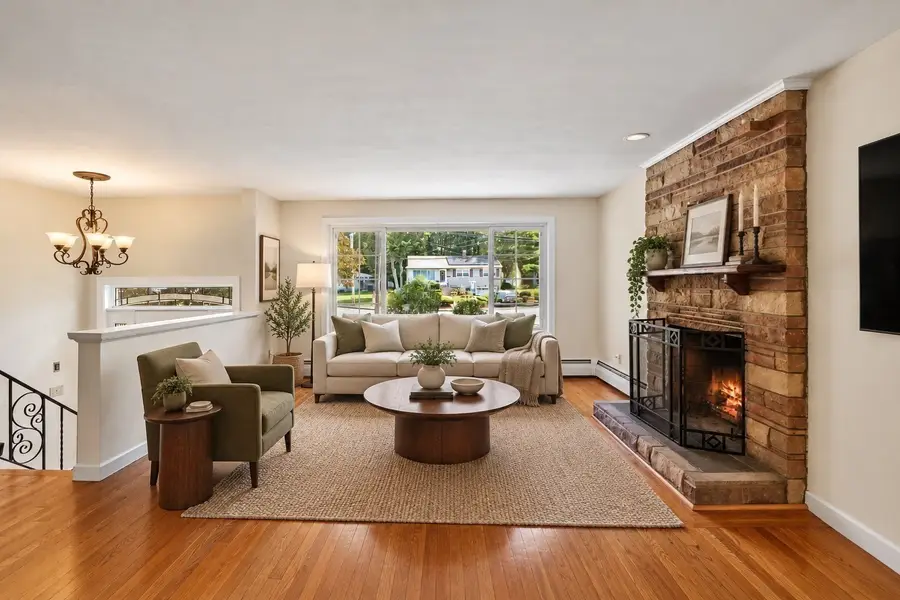 8 Niles Road, Randolph, MA 02368 - #2