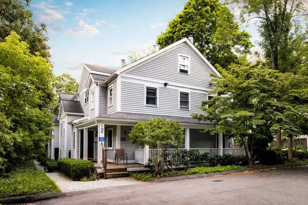 192 Chestnut Avenue #D, Boston, MA 02130