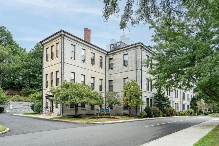100 Commandants Way #107, Chelsea, MA 02150 - #2