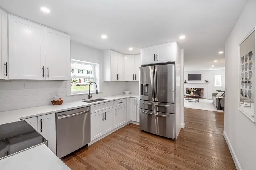78 Windemere Cir, Braintree, MA 02184 - #3