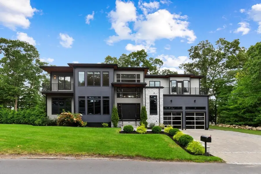 8 Jonathan Road, Burlington, MA 01803 - #2