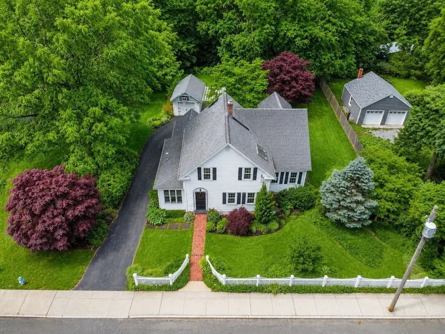 107 Summer St, Franklin, MA 02038 - #3
