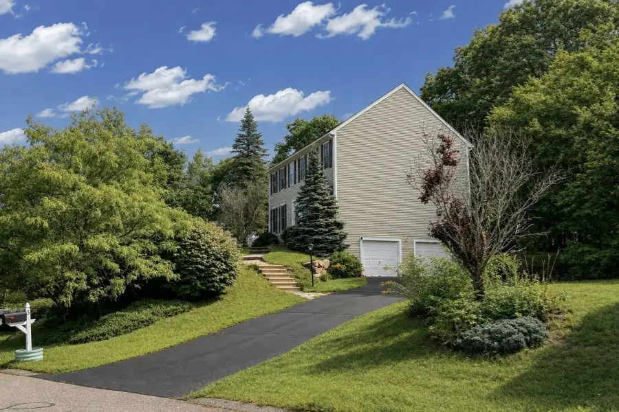 5 Bay Farm Ln, South Grafton, MA 01560 - #3