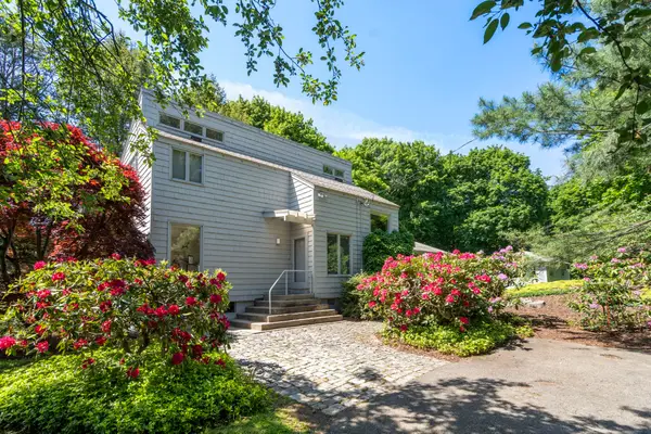 287 Glen Rd, Weston, MA 02493
