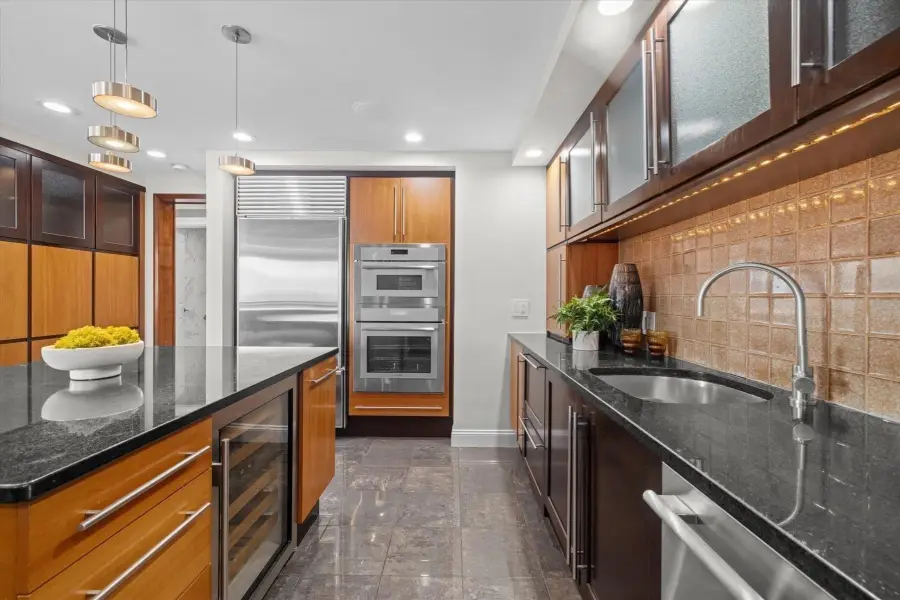 85 East India #PH FG, Boston, MA 02110 - #3
