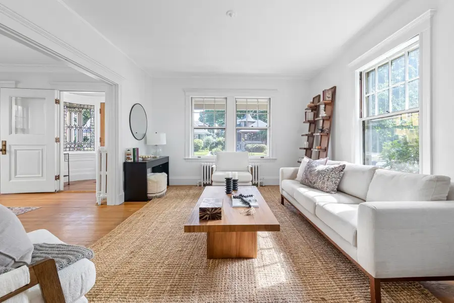 8 Centervale Park, Boston, MA 02124 - #2