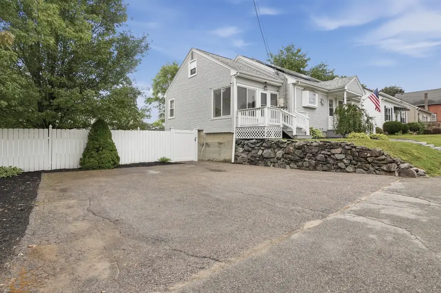 101 Moody Street, Bellingham, MA 02019 - #3