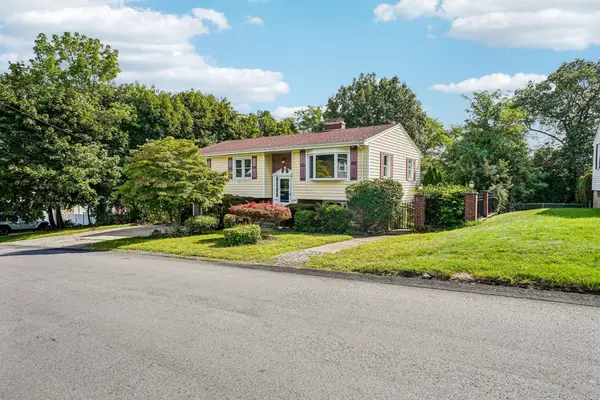56 Cushing St, North Providence, RI 02904