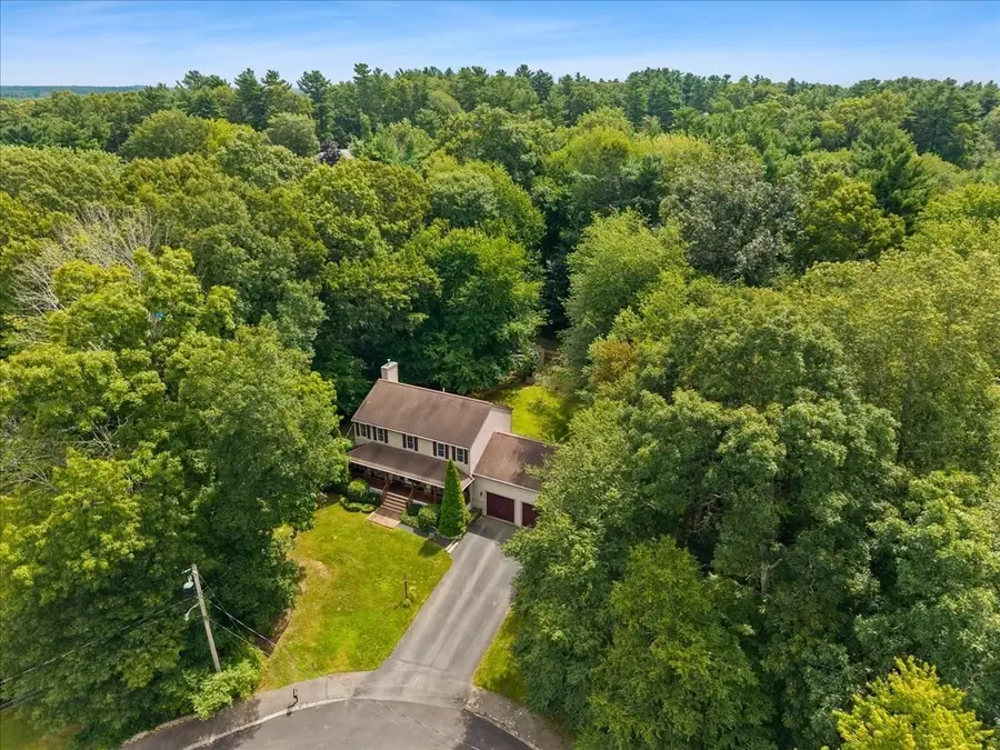 194 Woodlawn Street, East Taunton, MA 02718 - #3