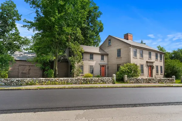 17 Elm St, North Reading, MA 01864