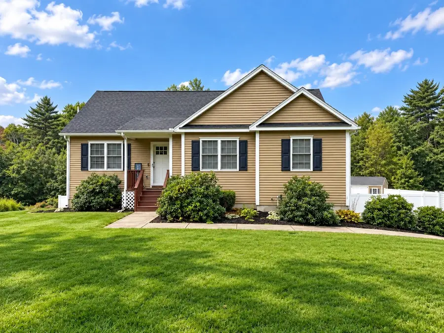 152 Sargent St, Belchertown, MA 01007 - #2