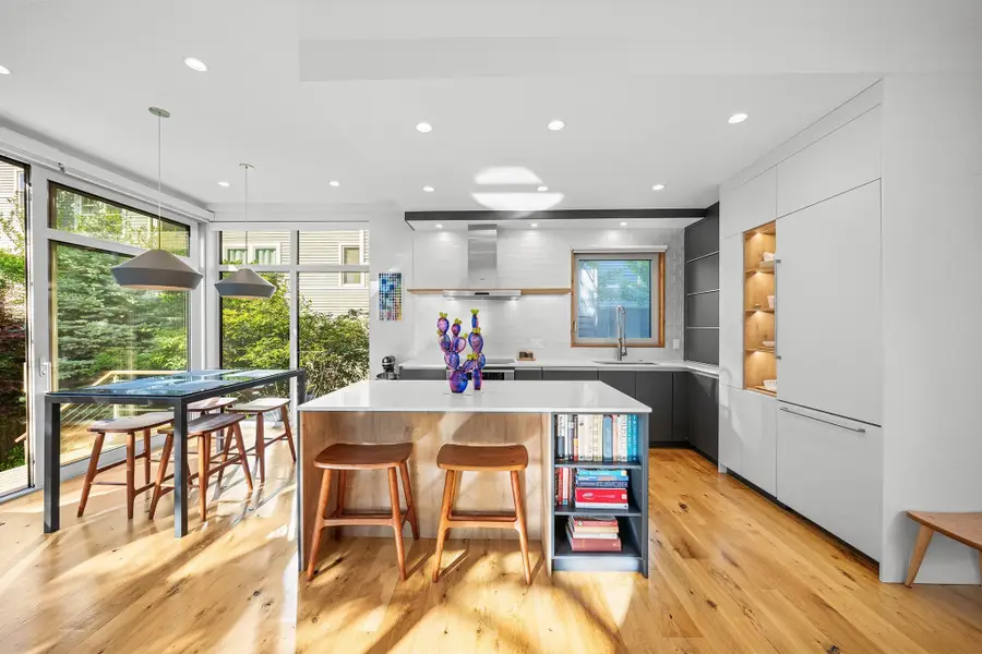 137 Walden St #137, Cambridge, MA 02140 - #3