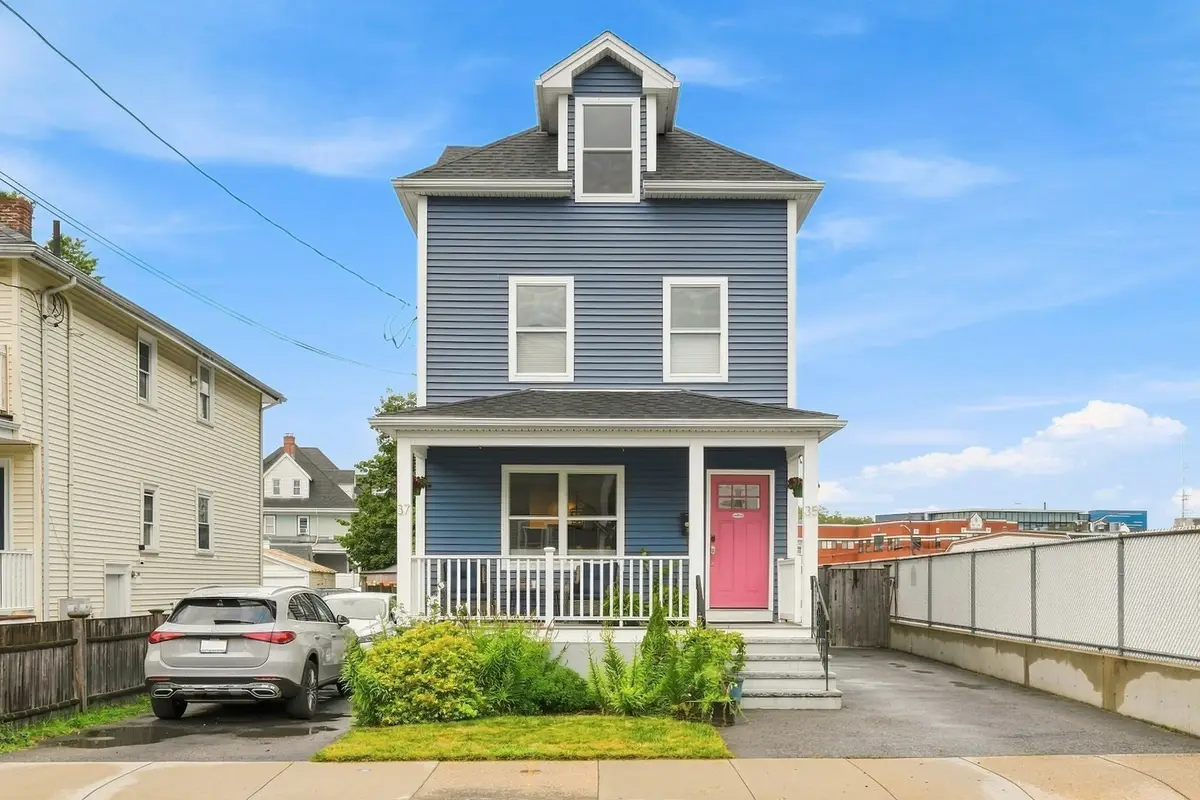 35 Thomas St #35, Medford, MA 02155 - #1