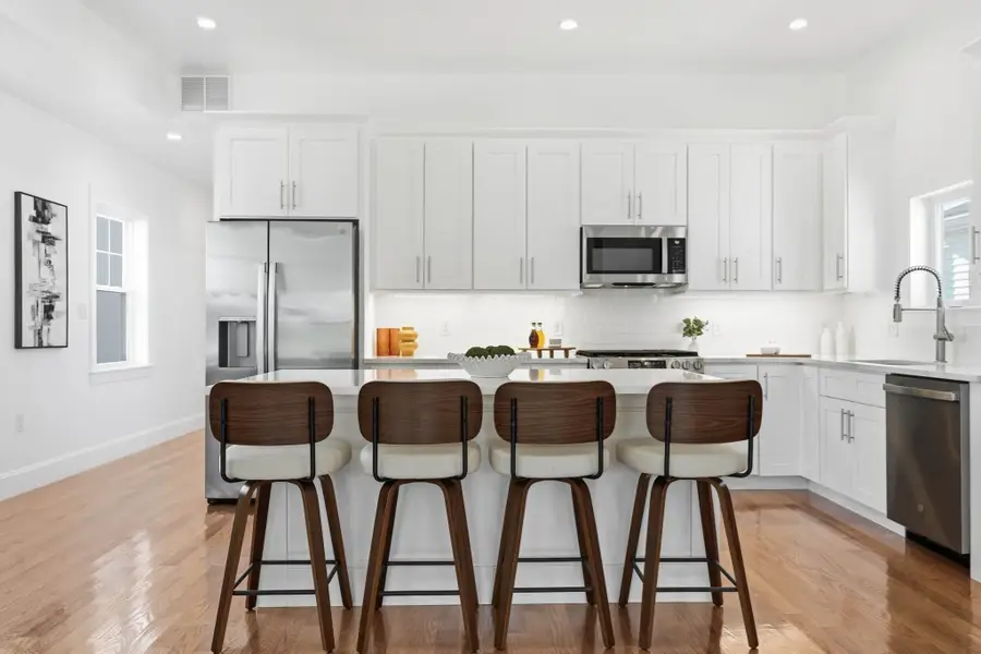59 Larkin St #2, Revere, MA 02151 - #3