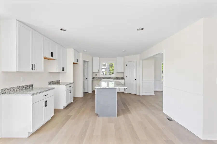 38 Hemlock Street, Douglas, MA 01516 - #3